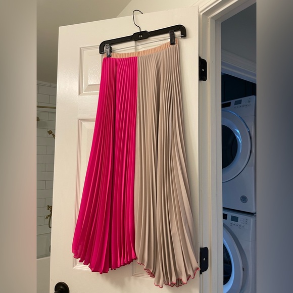 LOYD/FORD Pleated Skirt - Fuchsia/ Powder - Picture 6 of 10